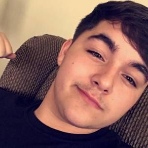 Meet your Posher, Logan